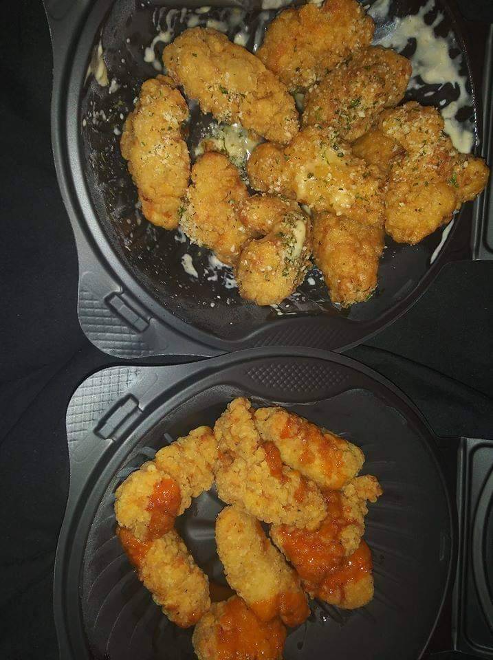 Pizza Hut | restaurant | 1919 W Chandler Blvd #104, Chandler, AZ 85224, USA | 4808992172 OR +1 480-899-2172