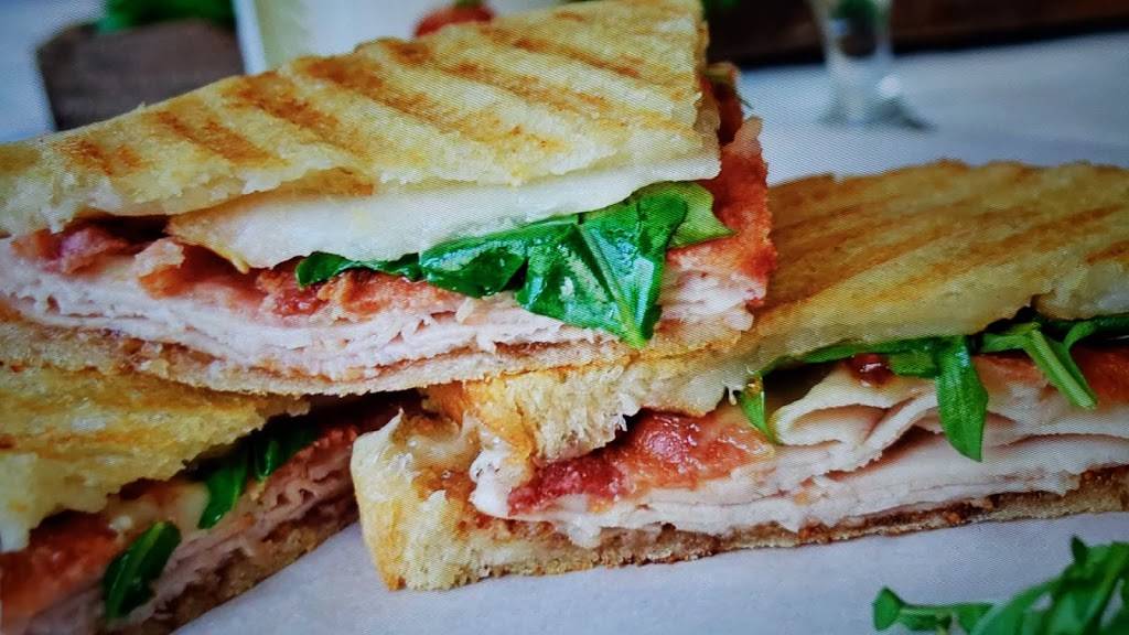 The Terry Melt | restaurant | 22000 Ford Rd, Dearborn Heights, MI 48127, USA | 3134062065 OR +1 313-406-2065