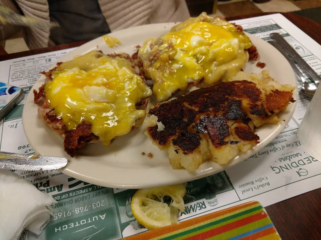 Jacquelines | restaurant | 138 Greenwood Ave, Bethel, CT 06801, USA | 2037925541 OR +1 203-792-5541