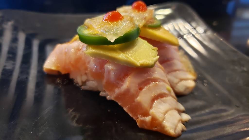 Sasa Sushi | restaurant | 7408, 7450 W Cheyenne Ave Suite #118, Las Vegas, NV 89129, USA | 7023969760 OR +1 702-396-9760