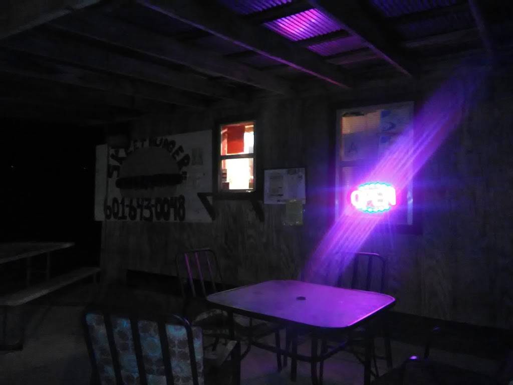 Skeetburger Snackshop | restaurant | 1197 Bahala Rd, Wesson, MS 39191, USA | 6016430048 OR +1 601-643-0048