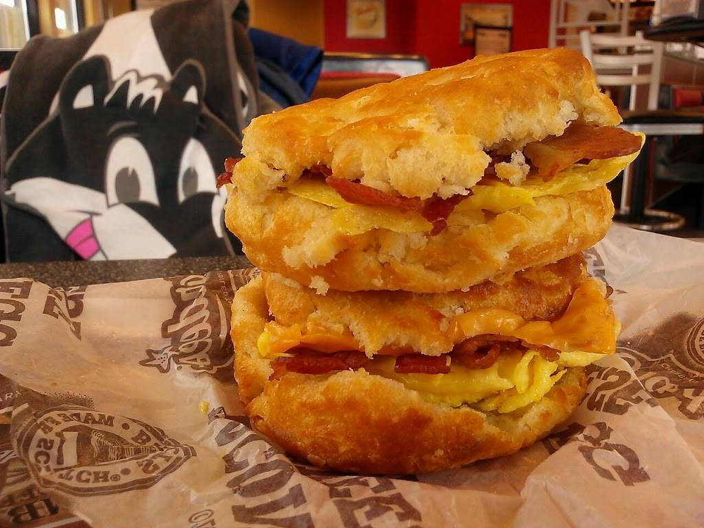 Hardees | restaurant | 1801 Pulaski Hwy, Bear, DE 19701, USA | 3028382848 OR +1 302-838-2848