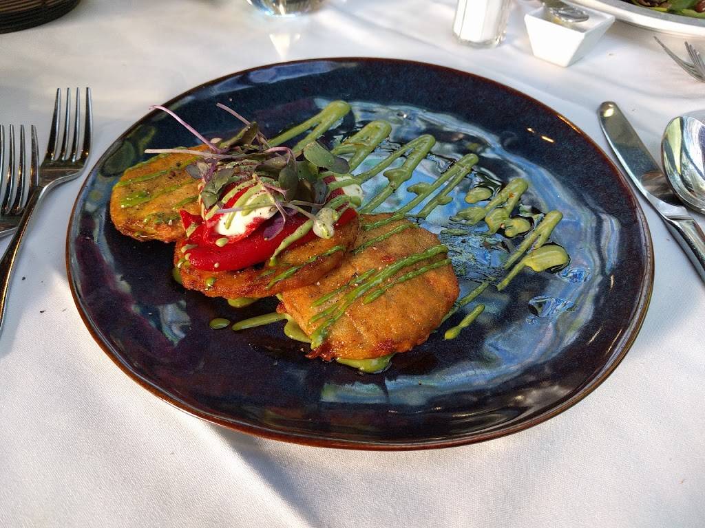 The Blue Bottle Cafe | restaurant | 101 E Broad St, Hopewell, NJ 08525, USA | 6093331710 OR +1 609-333-1710