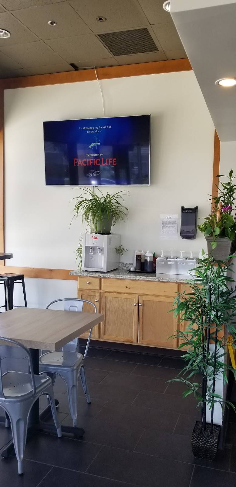 Le Poke | restaurant | 27313 Jefferson Ave, Temecula, CA 92590, USA | 9517193400 OR +1 951-719-3400