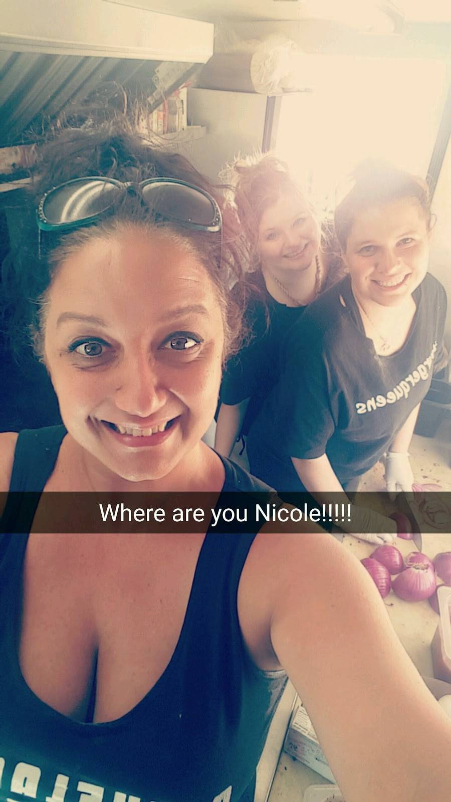 Bettys Bomb Ass Burgers | restaurant | 1607 Woodrow Ave, Mayfield Heights, OH 44124, USA | 4407199196 OR +1 440-719-9196