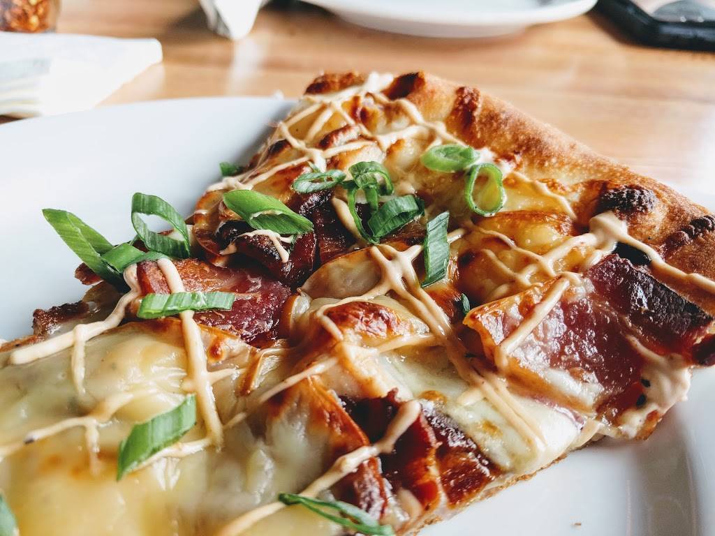 Pies & Pints - Montgomery, AL | restaurant | 7216 Eastchase Parkway Suite D-31 Suite D-31 Suite D, 31, Montgomery, AL 36117, USA | 3346949161 OR +1 334-694-9161