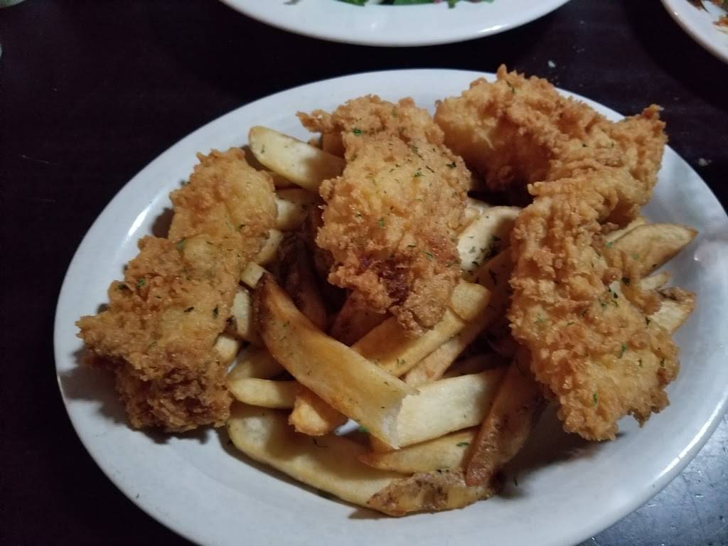 Montgomerys Steakhouse | restaurant | 5800 South, IN-3, Spiceland, IN 47385, USA | 7659878000 OR +1 765-987-8000