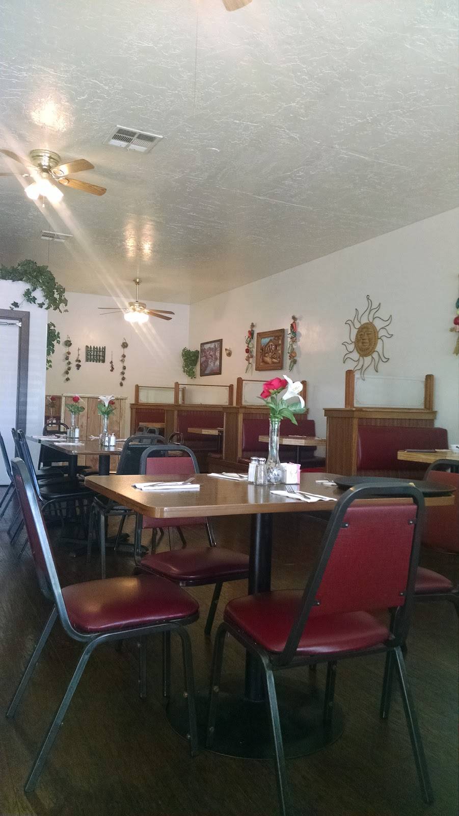 Delgados Restaurant | restaurant | 517 E Main St, San Jacinto, CA 92583, USA | 9514878343 OR +1 951-487-8343