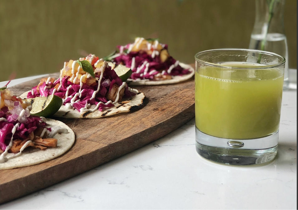 Community Restaurant | restaurant | 343 Kerr St, Oakville, ON L6K 3B7, Canada | 9055823581 OR +1 905-582-3581