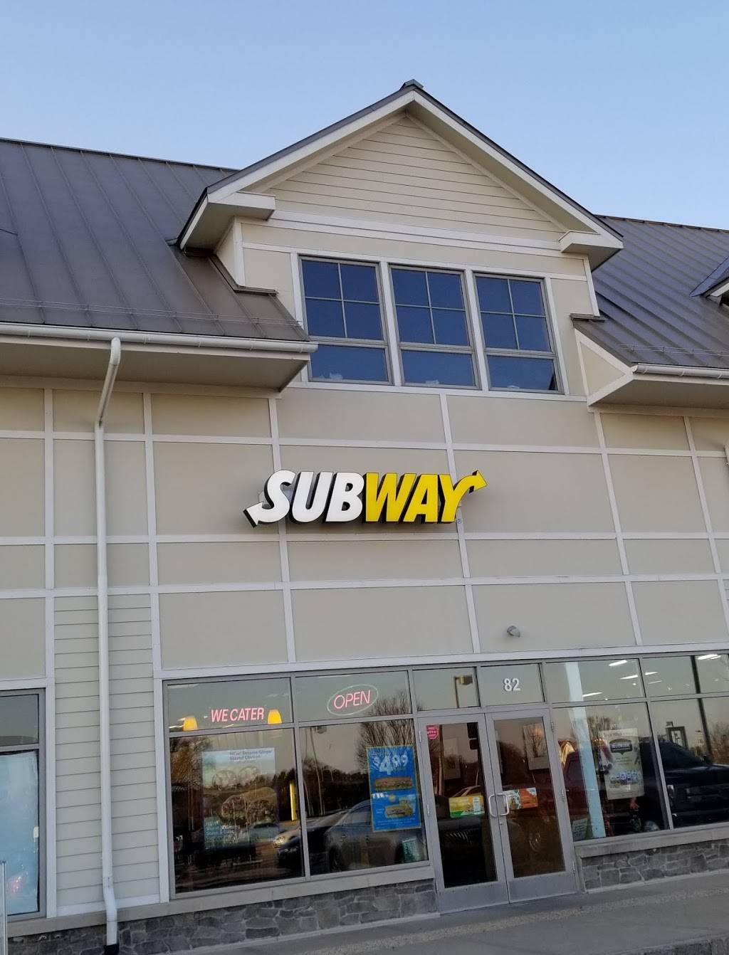 Subway | restaurant | 76 Gate Rd, North Kingstown, RI 02852, USA | 4016672682 OR +1 401-667-2682