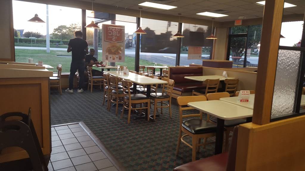 Wendys | restaurant | 109 E Blackstock Rd, Spartanburg, SC 29301, USA | 8645768837 OR +1 864-576-8837