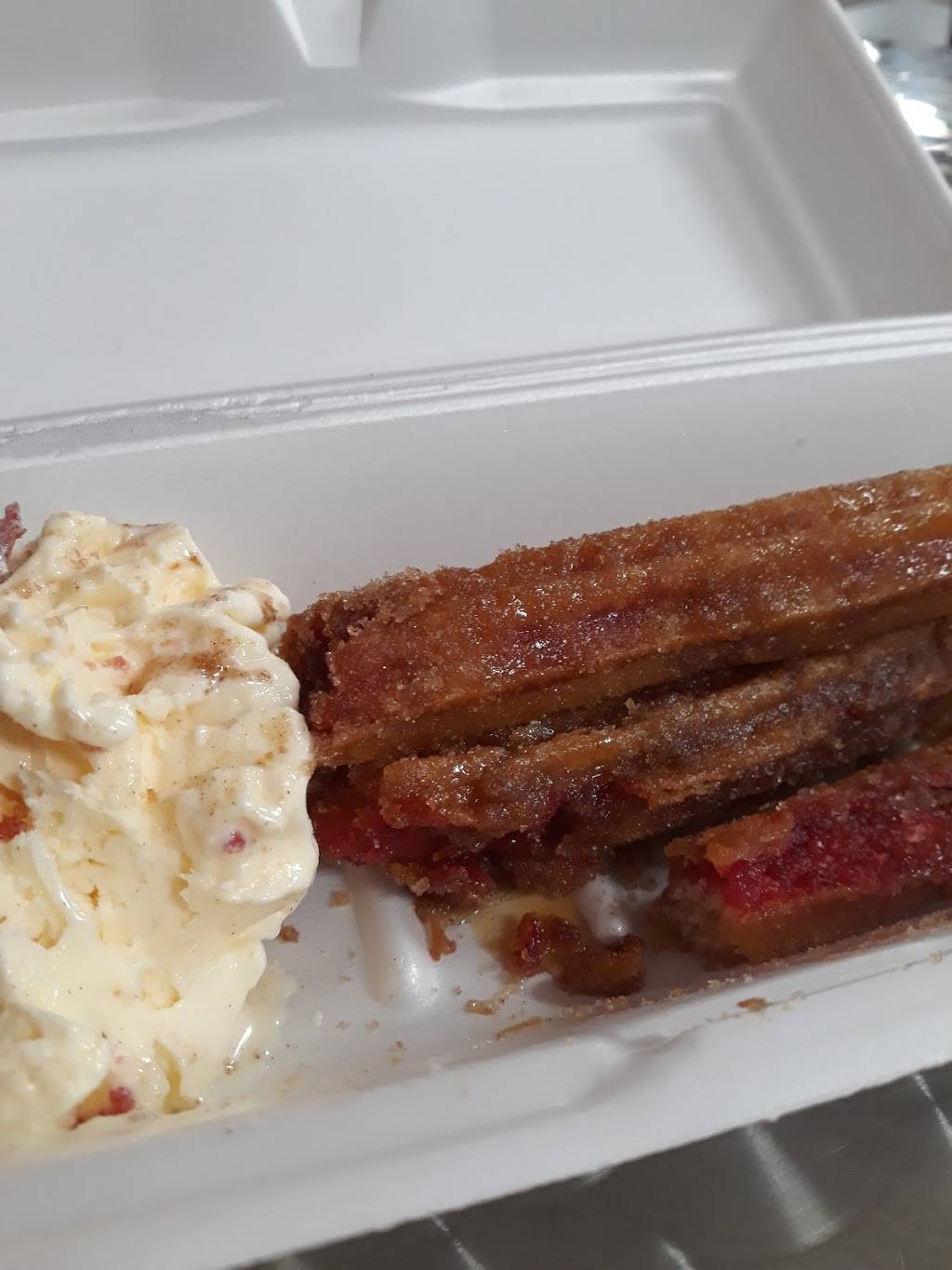 El bombon | restaurant | 1082 Havana St, Aurora, CO 80010, USA | 7205351041 OR +1 720-535-1041