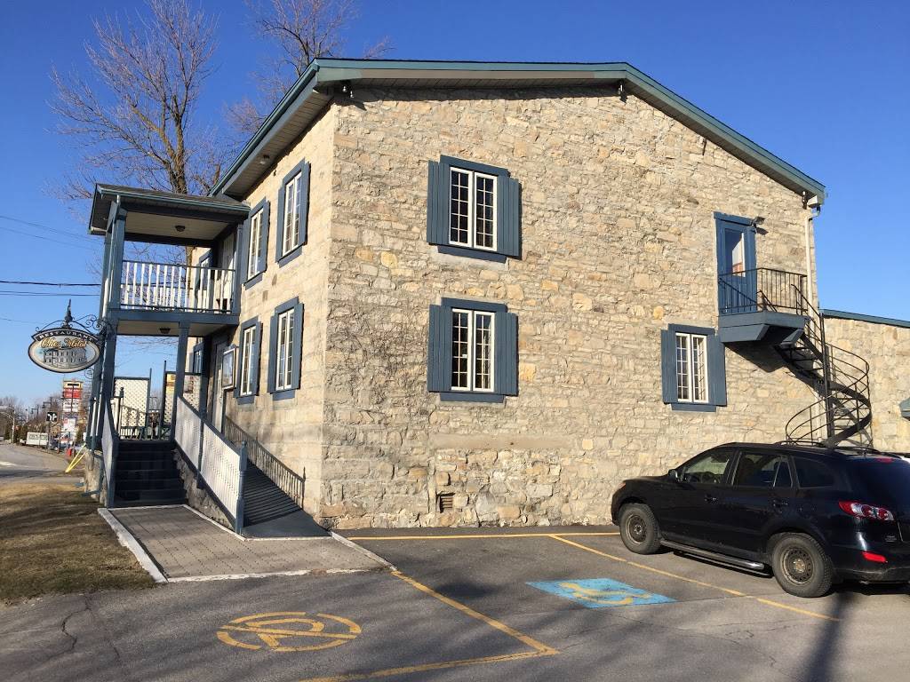 Chez Milot | restaurant | 394 Chemin de la Grande-Côte, Boisbriand, QC J7G 1B1, Canada | 4504341500 OR +1 450-434-1500