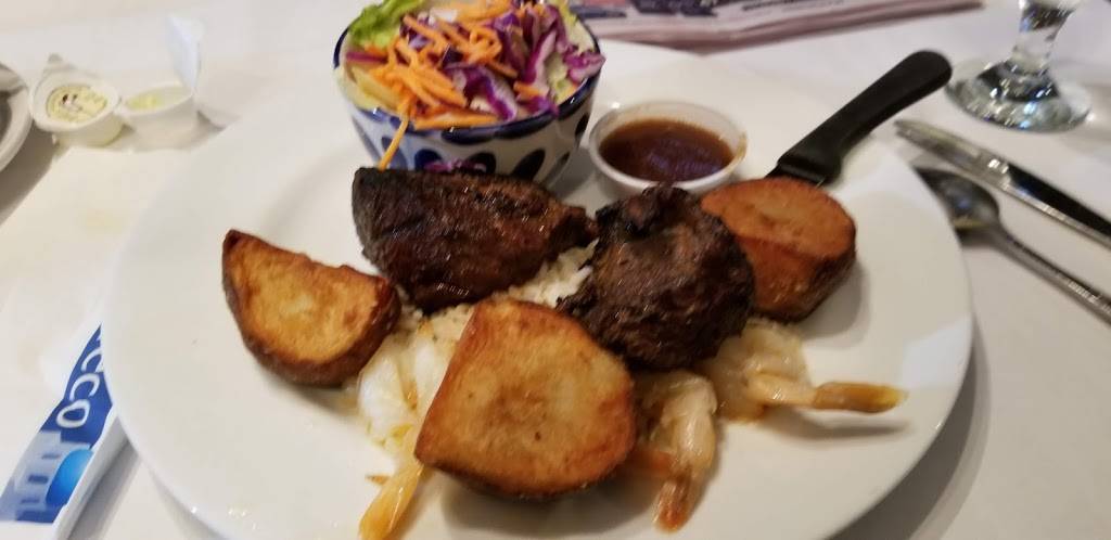 Chez Gréco | restaurant | 2960 Boulevard Laurier, Québec, QC G1V 4S1, Canada | 4186520319 OR +1 418-652-0319