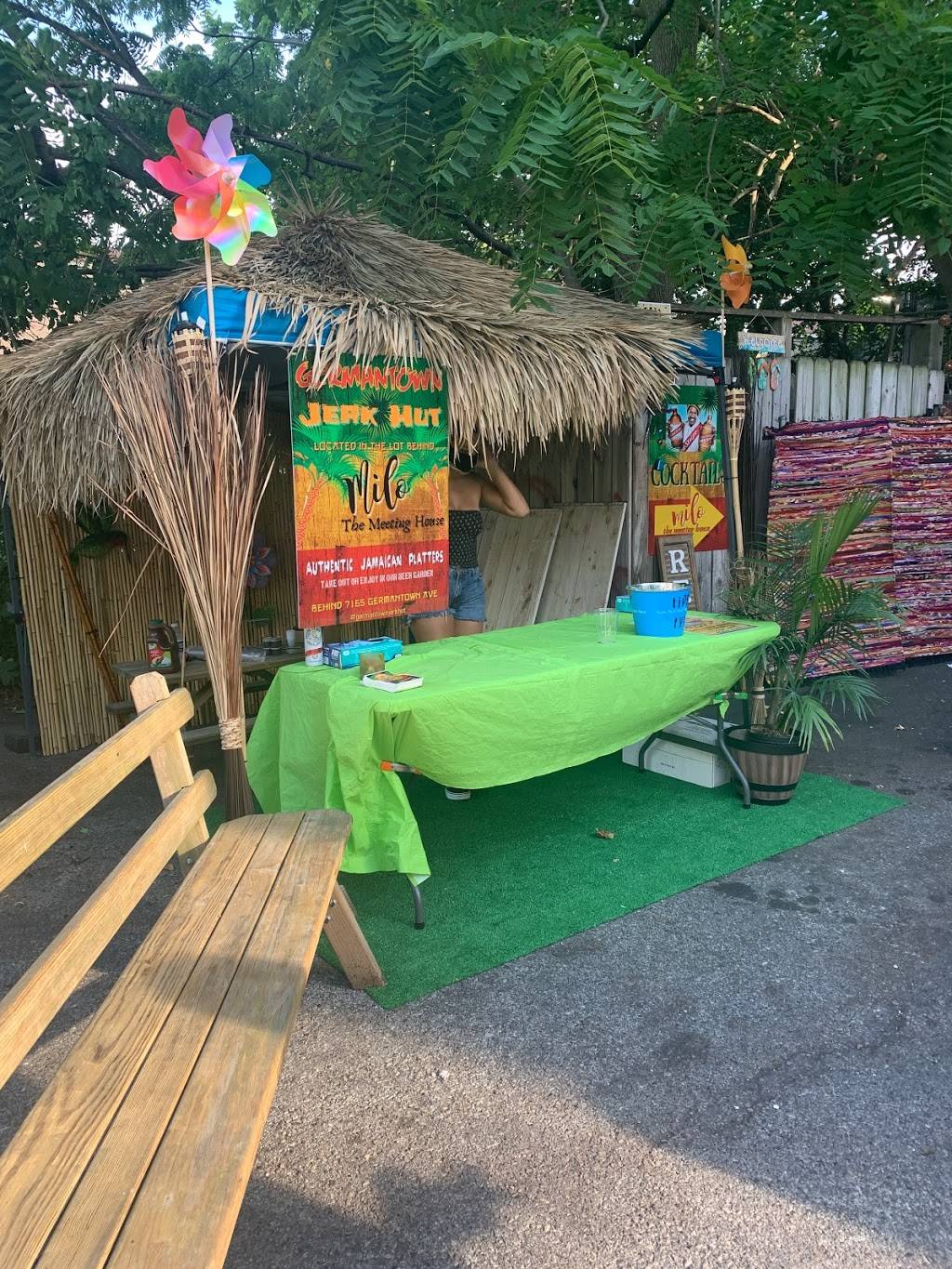 Germantown Jerk Hut | restaurant | 7165 Germantown Ave, Philadelphia, PA 19119, USA | 2159413212 OR +1 215-941-3212