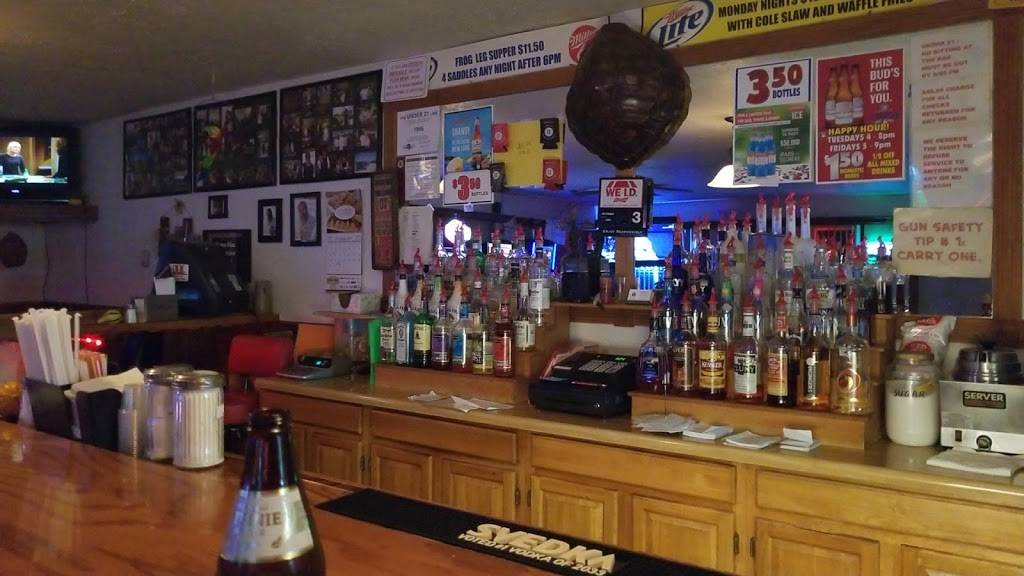 Circle II Bar and Gril | restaurant | 503 W Cleveland St, Heyworth, IL 61745, USA | 3094732854 OR +1 309-473-2854