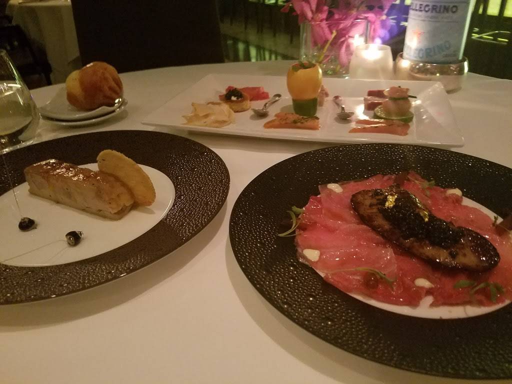 Petrossian | restaurant | 182 W 58th St, New York, NY 10019, USA | 2122452217 OR +1 212-245-2217