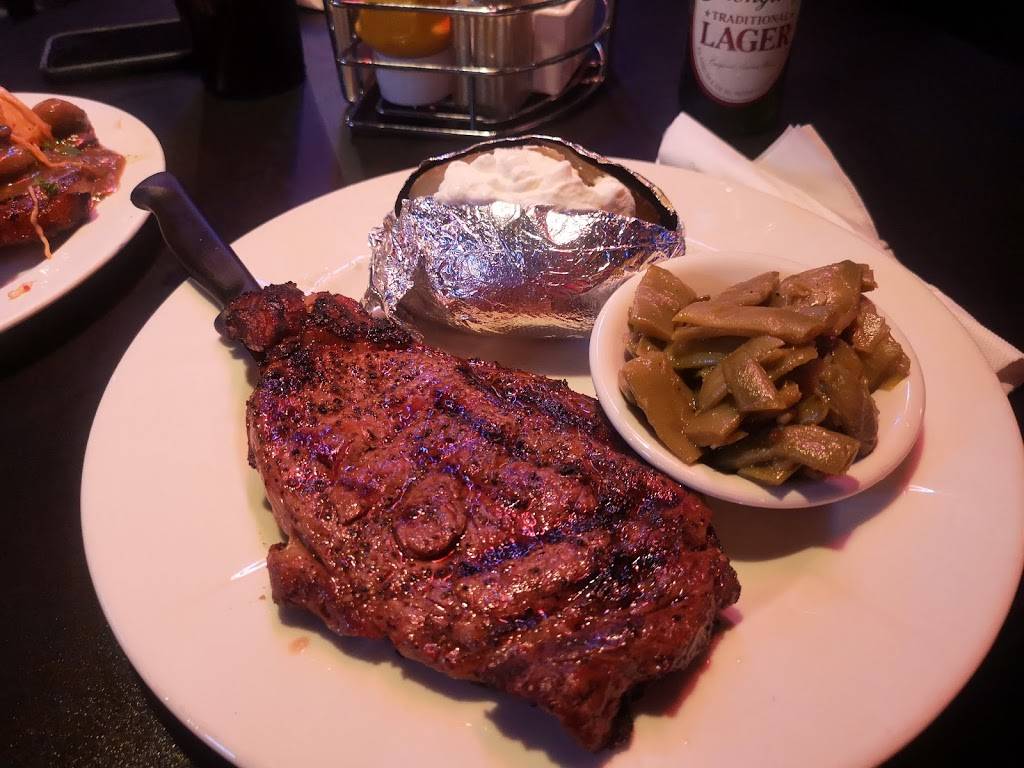 Thoroughbred Restaurant | restaurant | 1483 Leestown Rd, Lexington, KY 40511, USA | 8592529153 OR +1 859-252-9153