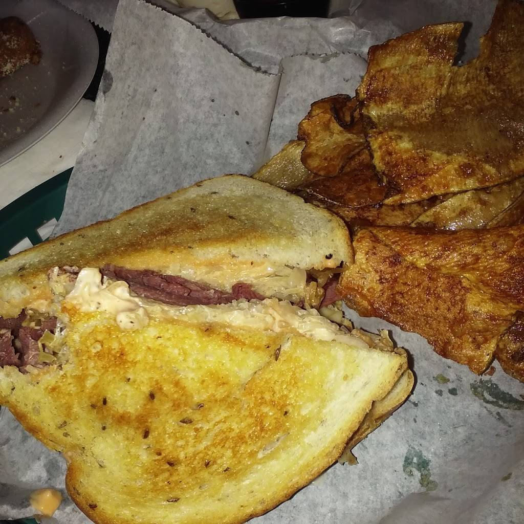 Mirage Bar and Grill | restaurant | 734 Brookline Blvd, Pittsburgh, PA 15226, USA | 4123562345 OR +1 412-356-2345