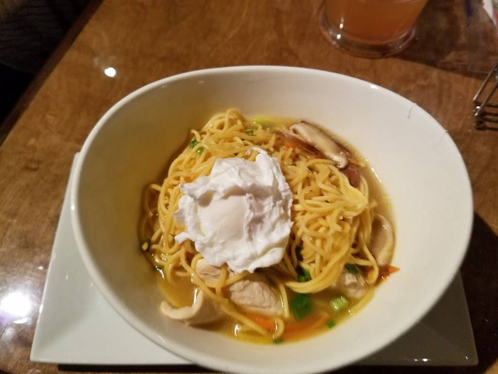 Black Raspberry Pub | restaurant | 36 Cordage Park Cir # 111, Plymouth, MA 02360, USA | 5088300022 OR +1 508-830-0022