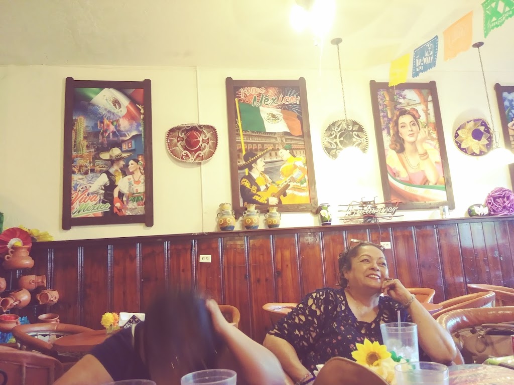 Dragon de Oro | restaurant | 257 W Main St, Somerton, AZ 85350, USA | 9286271719 OR +1 928-627-1719