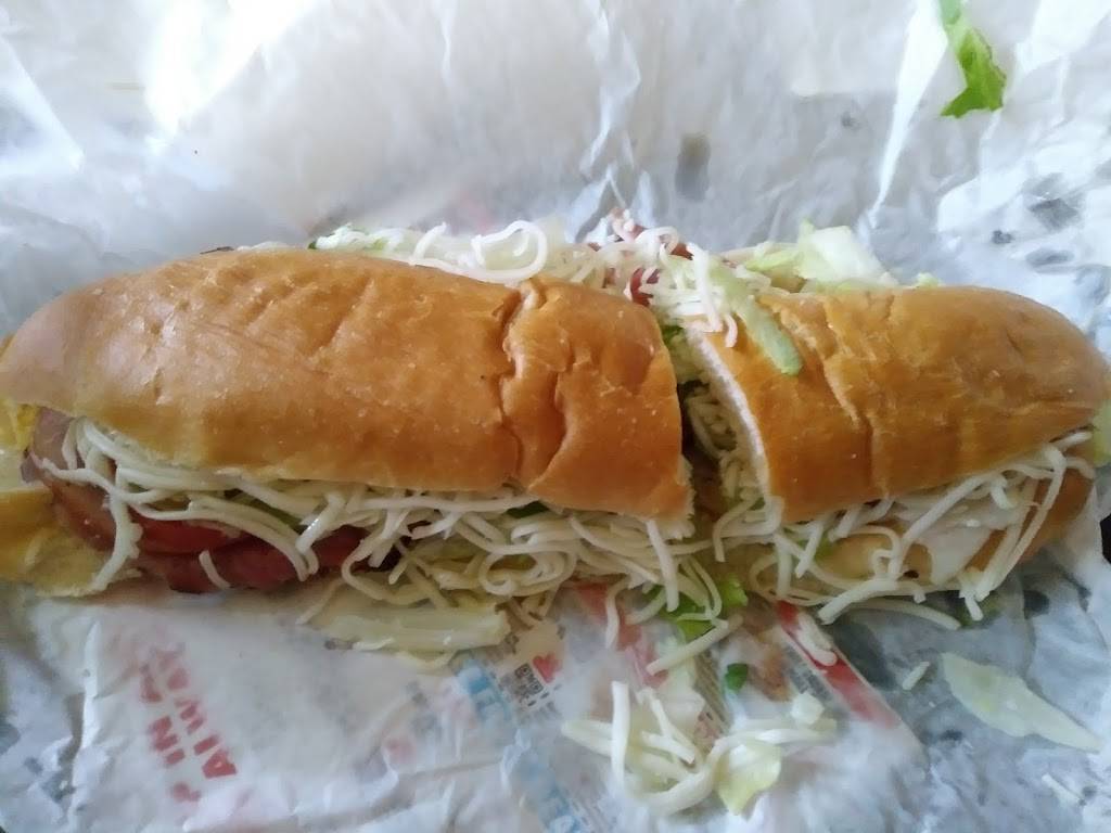 Romeos Pizza & Sandwiches | restaurant | 428 W Shaw Ave, Clovis, CA 93612, USA | 5593234505 OR +1 559-323-4505