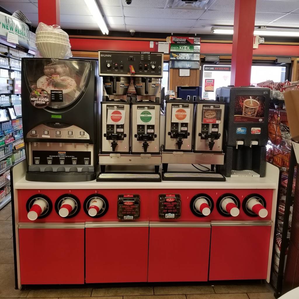 Caseys | meal takeaway | 204 Main St, St David, IL 61563, USA | 3096680008 OR +1 309-668-0008