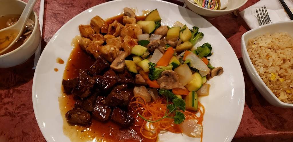 Fujiyama Japanese Cuisine | restaurant | 4809 Broadway St, Mt Vernon, IL 62864, USA | 6183156608 OR +1 618-315-6608