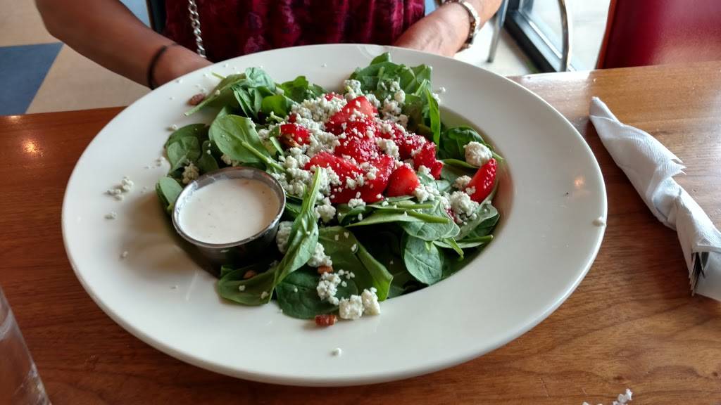 Bluebird Cafe | cafe | 650 W Cherry St #9, North Liberty, IA 52317, USA | 3196262603 OR +1 319-626-2603