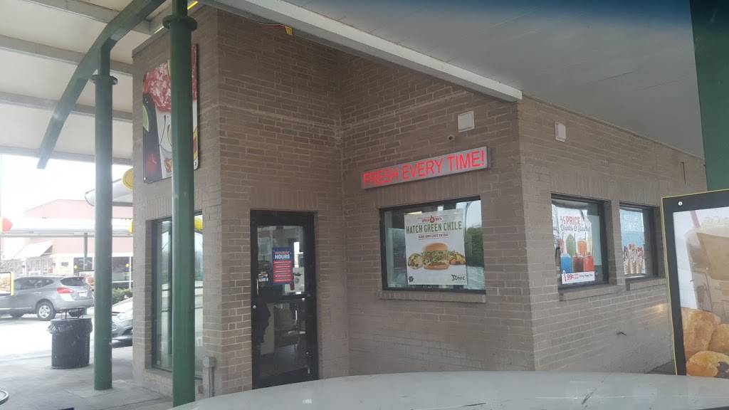 Sonic Drive-In | restaurant | 3078 Basswood Blvd, Fort Worth, TX 76137, USA | 8178476656 OR +1 817-847-6656