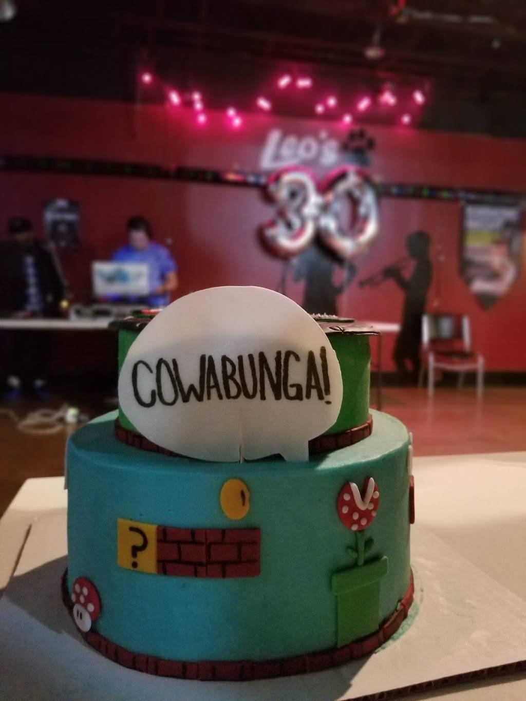 Leos Pub & Grill | restaurant | 2198 1st Capitol Dr, St Charles, MO 63301, USA | 6367573566 OR +1 636-757-3566