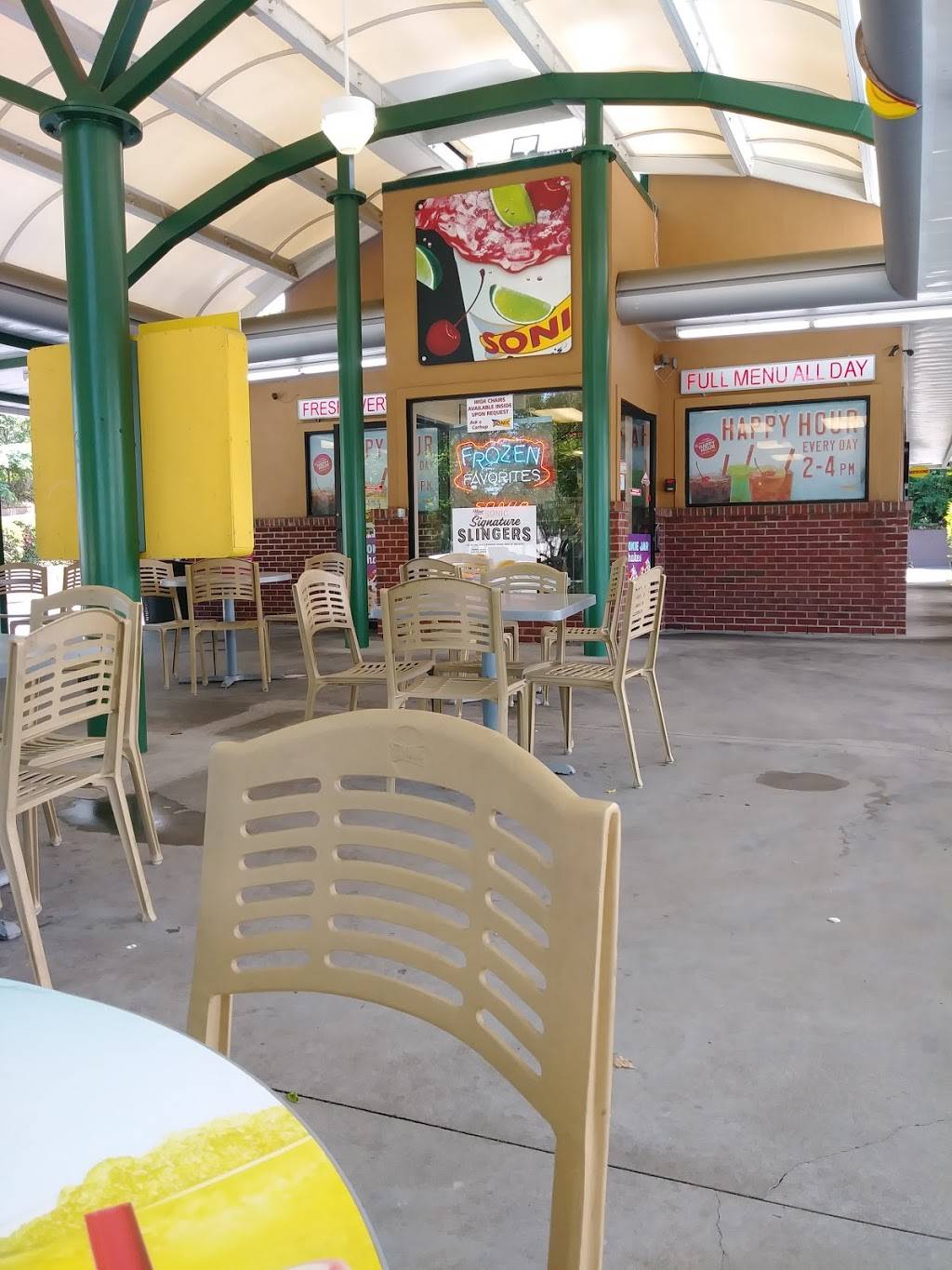 Sonic Drive-In | restaurant | 954 N Pleasantburg Dr, Greenville, SC 29607, USA | 8642390678 OR +1 864-239-0678