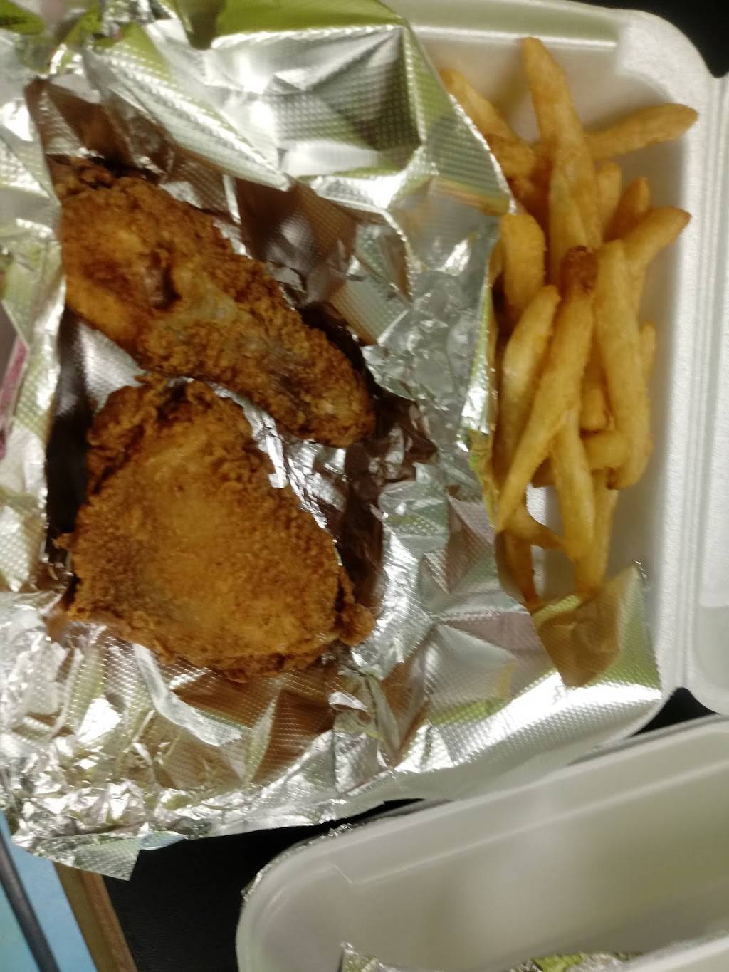 The Lily Pad | restaurant | 5956 Brook Rd, Richmond, VA 23227, USA | 8049184611 OR +1 804-918-4611