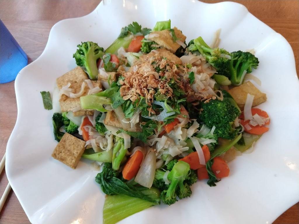 Pho Viet | restaurant | 18741 Soledad Canyon Rd, Canyon Country, CA 91351, USA | 6612521899 OR +1 661-252-1899