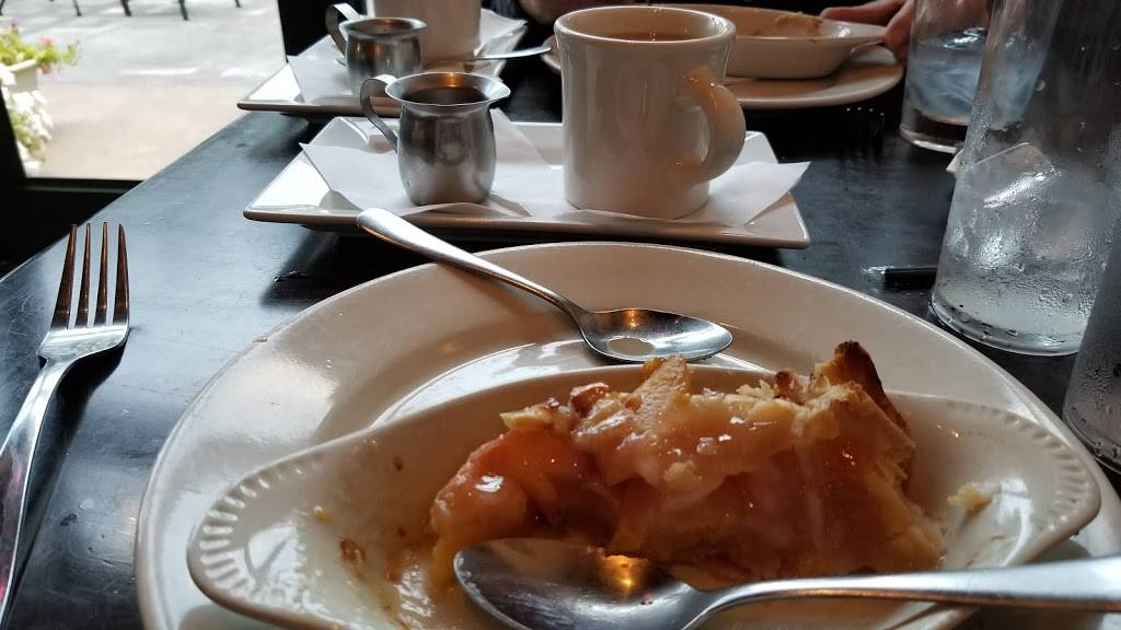 Southern Lights Bistro | restaurant | 2415 Lawndale Dr, Greensboro, NC 27408, USA | 3363799414 OR +1 336-379-9414