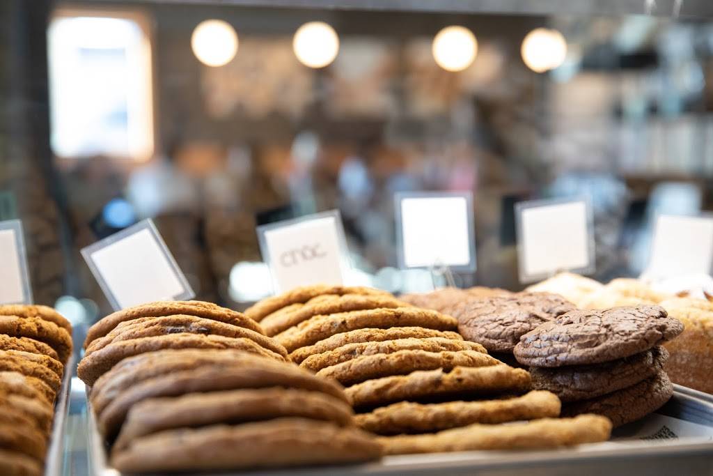 Grand Central Bakery | bakery | 7501 35th Ave NE, Seattle, WA 98115, USA | 2065822311 OR +1 206-582-2311