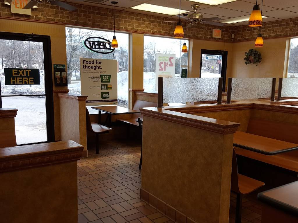 Subway | restaurant | 292 Main St, Bridgton, ME 04009, USA | 2076475375 OR +1 207-647-5375