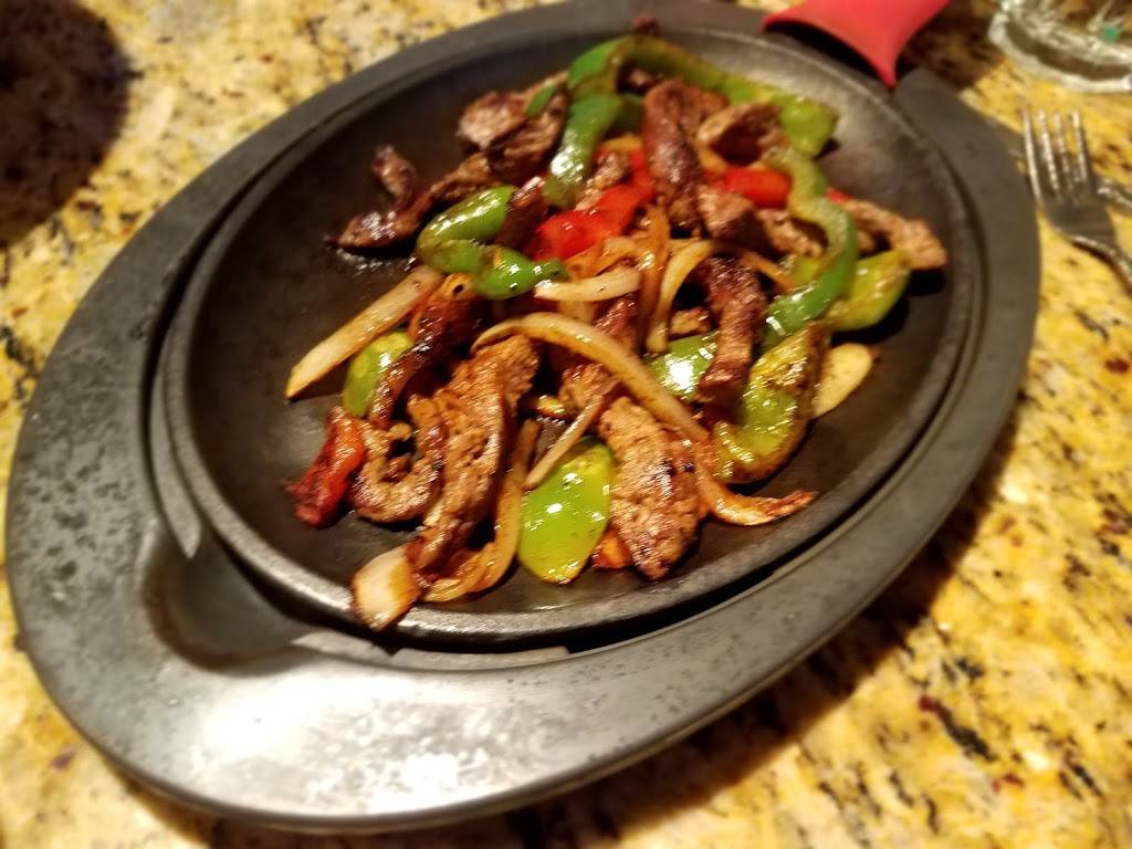 Plaza Azteca | restaurant | 153 S Gulph Rd, King of Prussia, PA 19406, USA | 6102651170 OR +1 610-265-1170