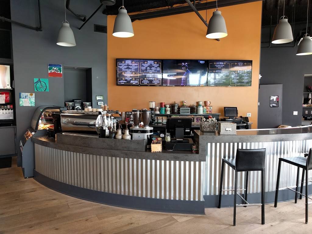 State Street Café | restaurant | 715 E Main St, Midland, MI 48640, USA | 9894861600 OR +1 989-486-1600