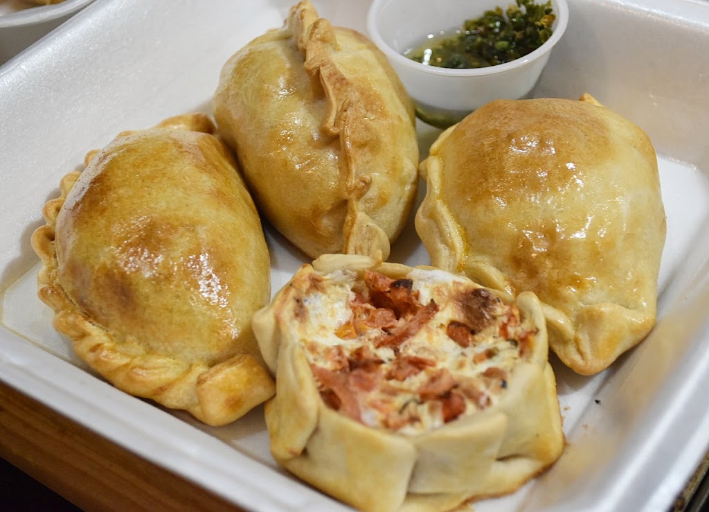 Tango Empanadas & Tacos | restaurant | 398 US-51 Suite 140, Ridgeland, MS 39157, USA | 6017907084 OR +1 601-790-7084