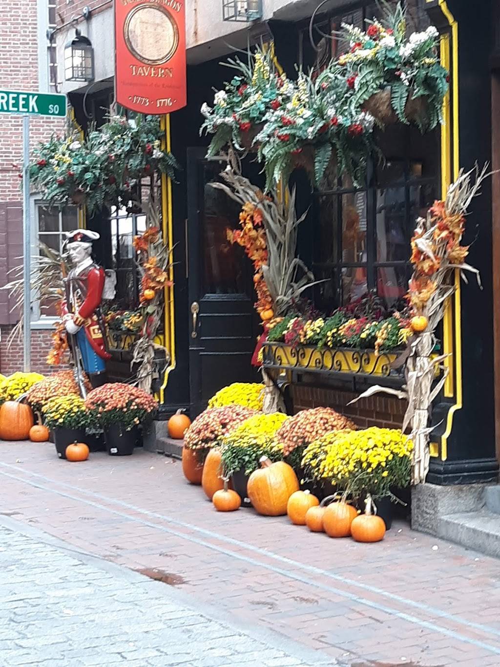 Sons of Boston | restaurant | 19 Union St, Boston, MA 02108, USA | 8573173815 OR +1 857-317-3815