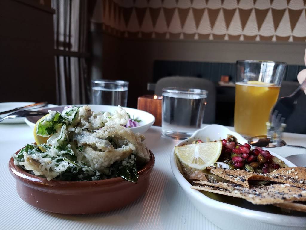 Alice Blue | restaurant | 250 W 19th St, Houston, TX 77008, USA | 7138642050 OR +1 713-864-2050