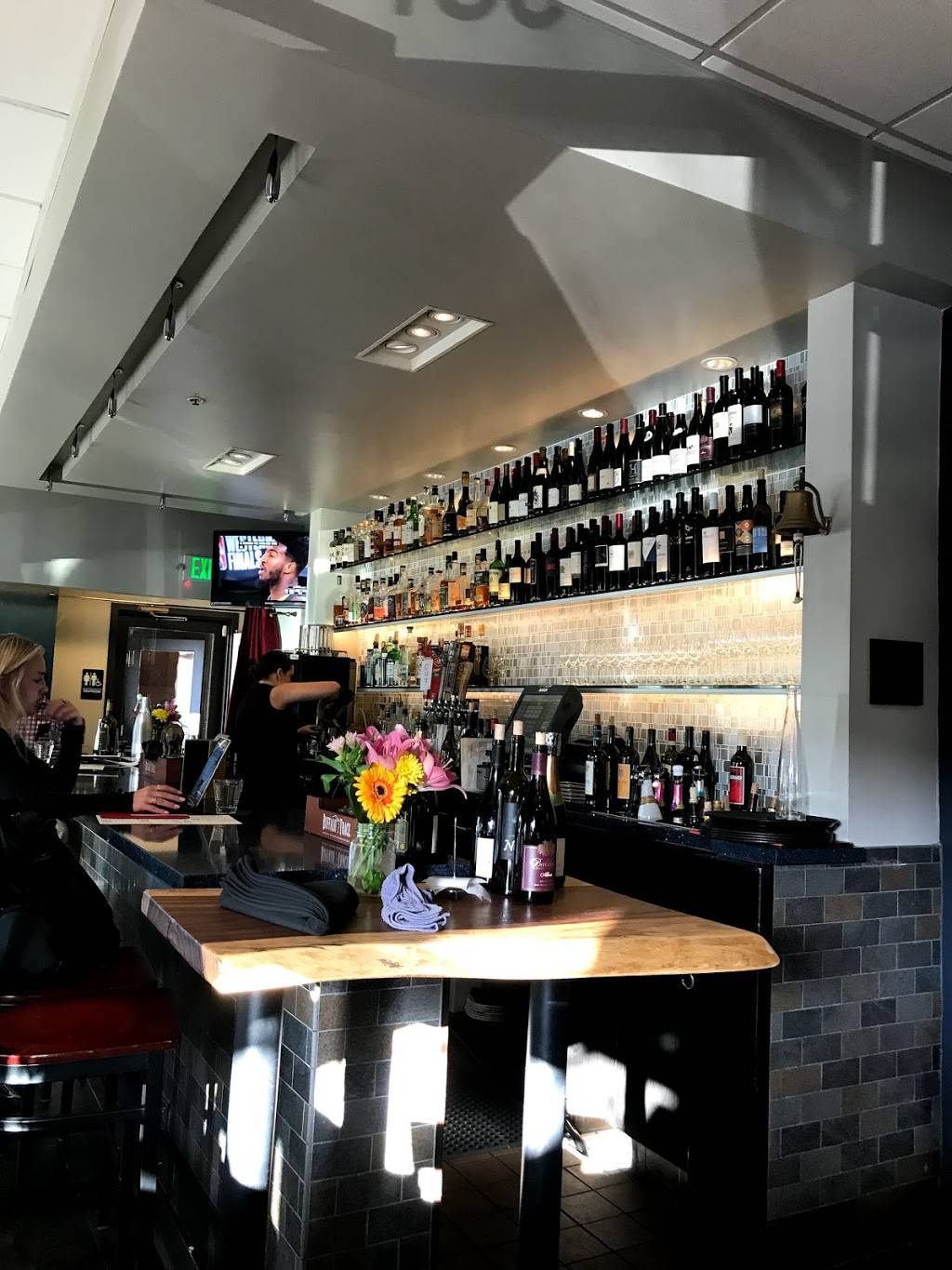 Carpe Diem Wine Bar | restaurant | 1001 2nd St, Napa, CA 94559, USA | 7072240800 OR +1 707-224-0800