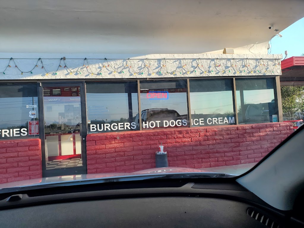 Screamers Drive In | restaurant | 1151 W Wickenburg Way, Wickenburg, AZ 85390, USA | 9286849056 OR +1 928-684-9056