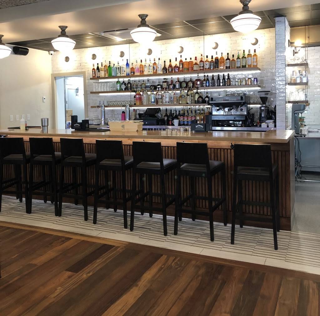 Kaminskys Dessert Cafe | restaurant | 2 Magnolia Rd, Charleston, SC 29407, USA | 8544291777 OR +1 854-429-1777