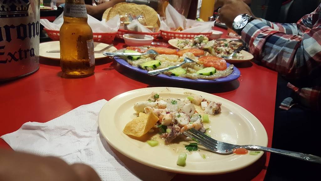 Las Islas Marias Restaurant | restaurant | 5504 Etiwanda Ave, Mira Loma, CA 91752, USA | 9516810809 OR +1 951-681-0809