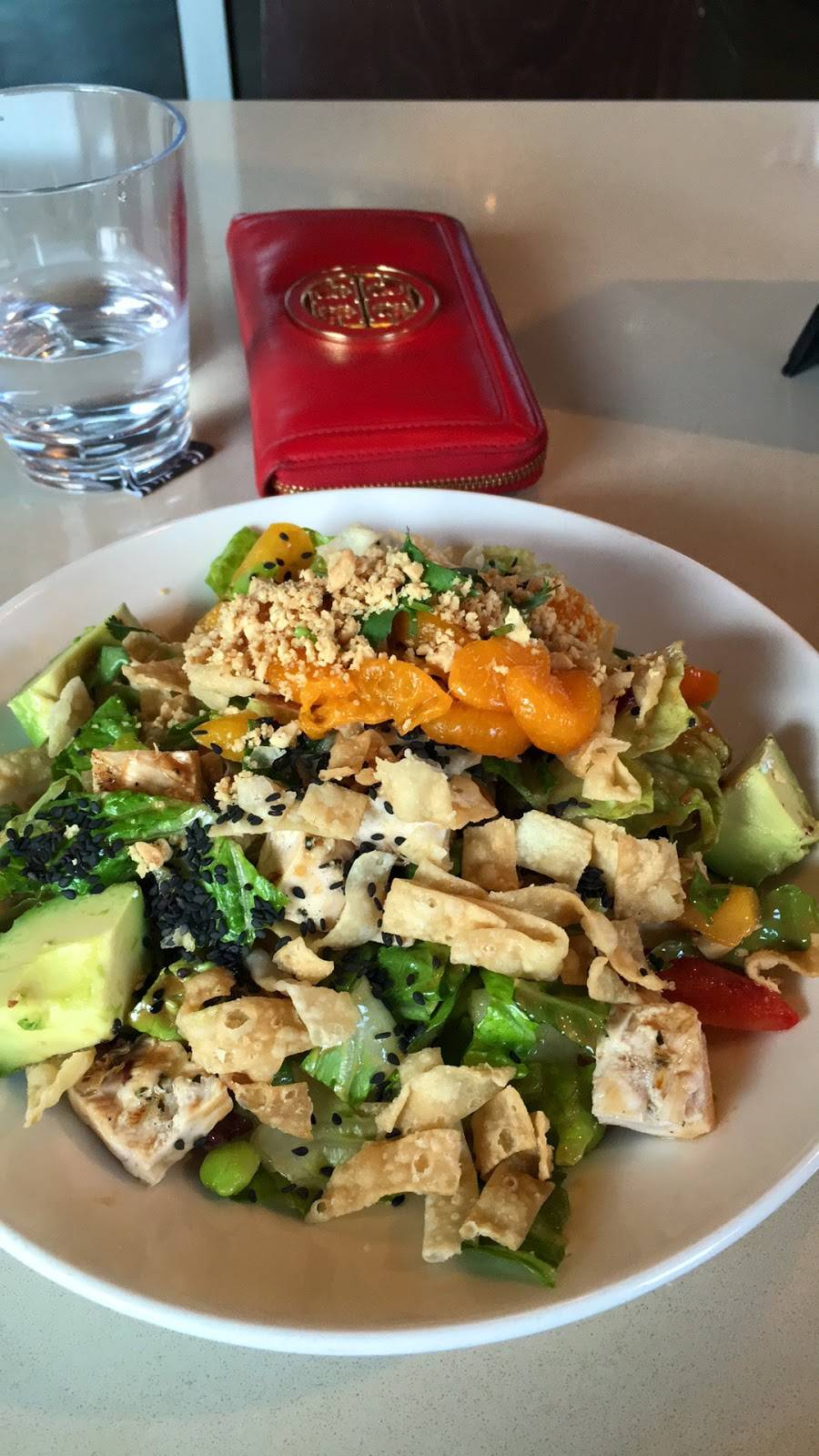 Standard Market Grill | meal takeaway | 333 E Ogden Ave, Westmont, IL 60559, USA | 6303667040 OR +1 630-366-7040