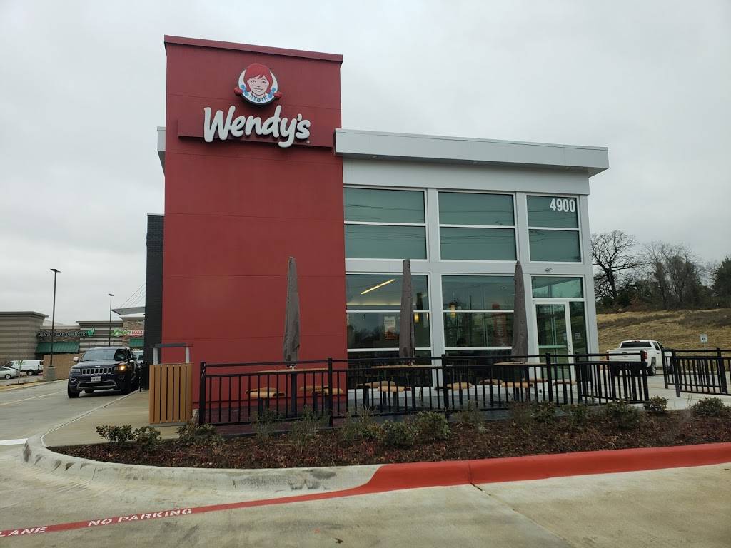 Wendys | restaurant | 4900 Teasley Ln, Denton, TX 76210, USA | 9402932606 OR +1 940-293-2606