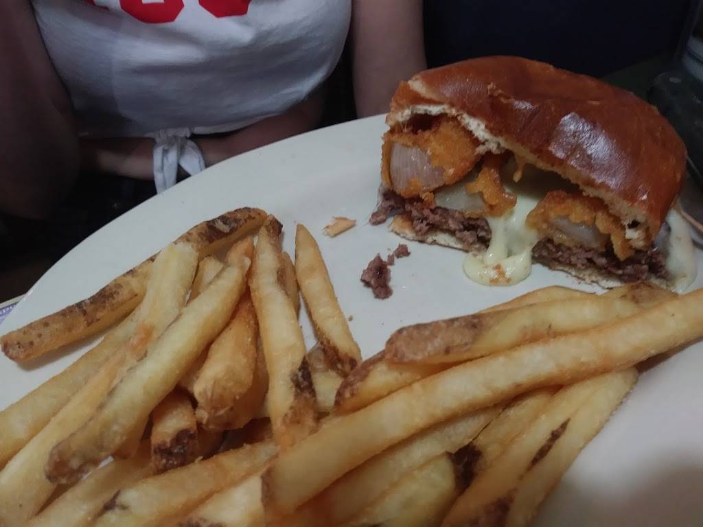 Annies Family Restaurant & Bakery | bakery | 33427 Plymouth Rd, Livonia, MI 48150, USA | 7344214349 OR +1 734-421-4349