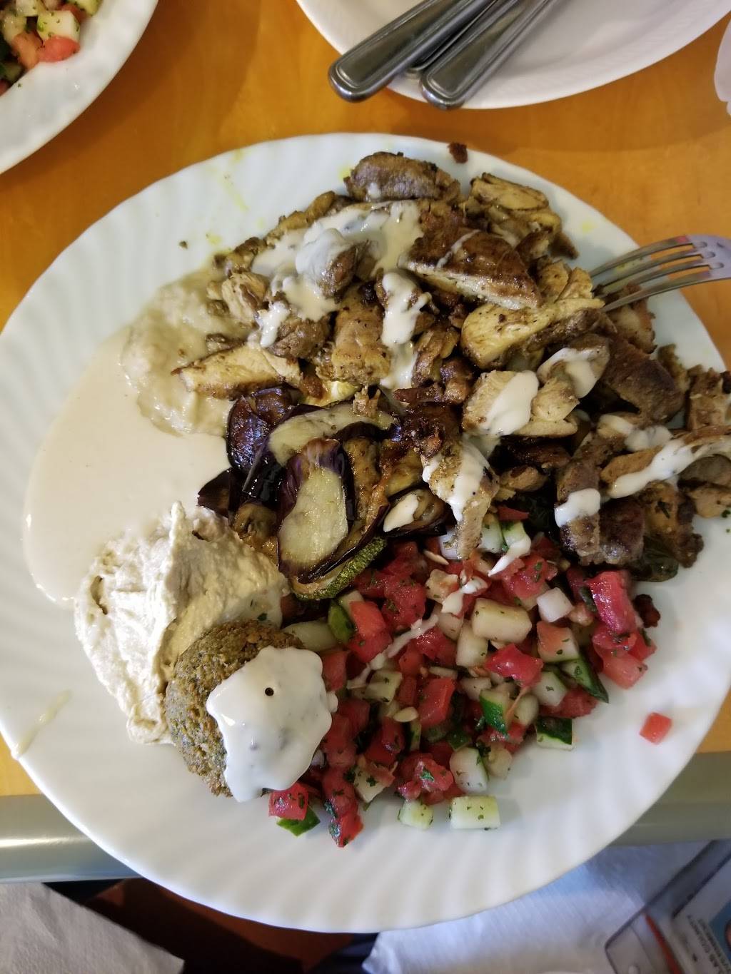 Mana Mana Middle Eastern Restaurant | restaurant | 530 Park St, Clearwater, FL 33755, USA | 7274155554 OR +1 727-415-5554